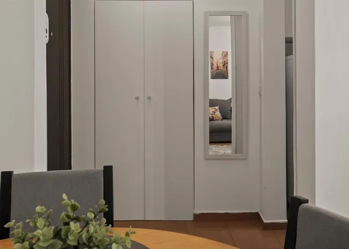 Old Town Nest Apartment *