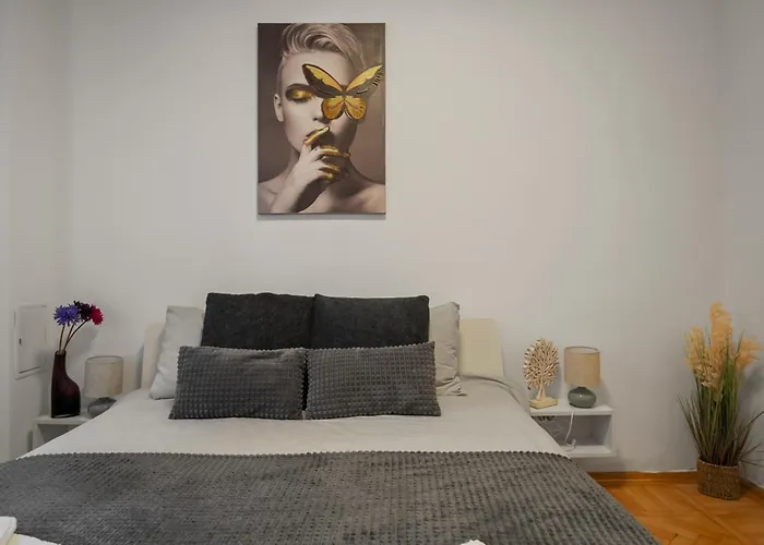 Apartment Old Town Nest *